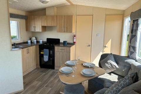 2 bedroom static caravan for sale, Manor Park Caravan Site, Manor Road, Hunstanton, Norfolk, PE36
