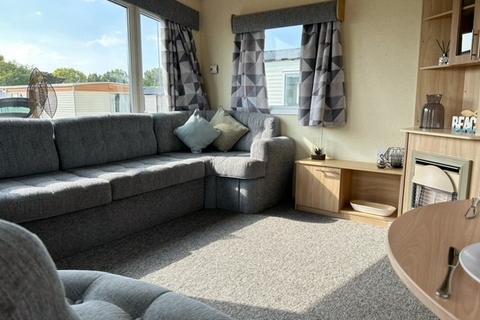2 bedroom static caravan for sale, Manor Park Caravan Site, Manor Road, Hunstanton, Norfolk, PE36