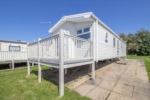 2 bedroom static caravan for sale, Manor Road, Hunstanton, Norfolk, PE36