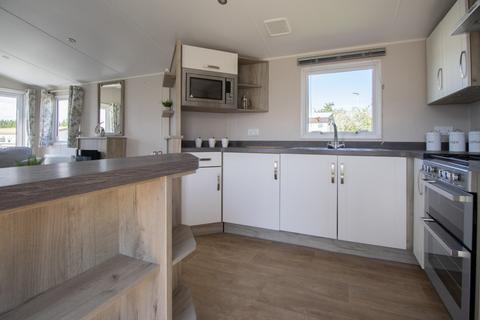 2 bedroom static caravan for sale, Manor Road, Hunstanton, Norfolk, PE36