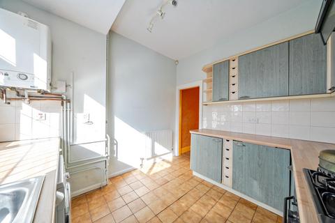4 bedroom detached house for sale, Moorland Drive, Leeds LS17