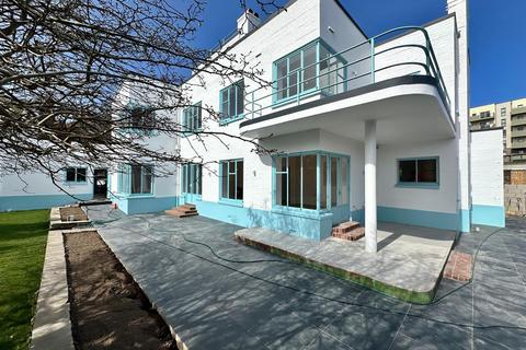 5 bedroom detached house for sale, Green Street, St. Helier JE2