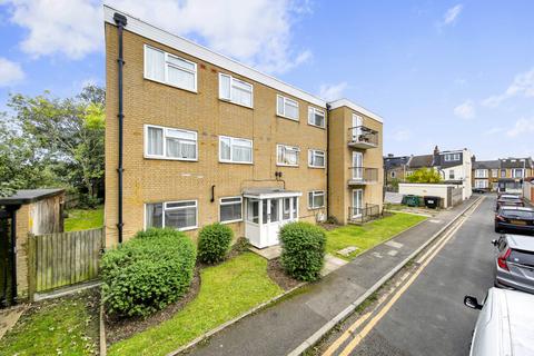 2 bedroom flat for sale, Queens Drive, Leyton, E10
