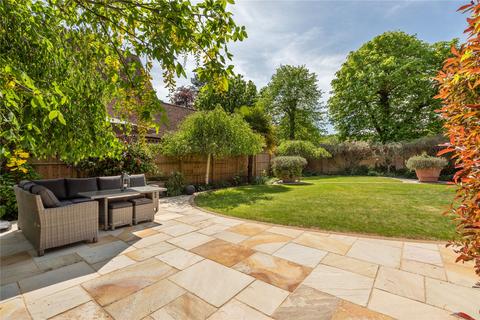 4 bedroom detached house for sale, Oakley Gardens, Betchworth, Surrey, RH3