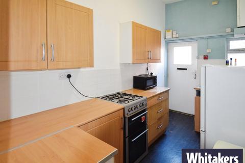 2 bedroom maisonette to rent, Reynoldson Street, Hull