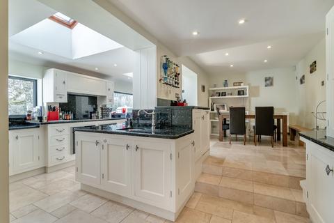 6 bedroom detached house for sale, Woodside, Monmouth