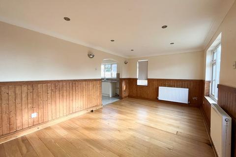 10 Denham Close, St Leonards-on-sea, TN38 9RS