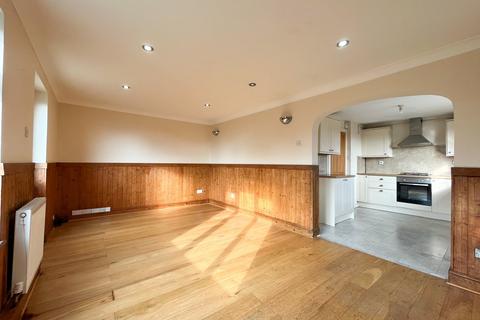 10 Denham Close, St Leonards-on-sea, TN38 9RS