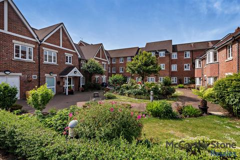 2 bedroom apartment for sale, Clarence Court, Brighton Road, Horsham
