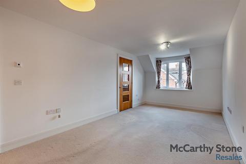 2 bedroom apartment for sale, Clarence Court, Brighton Road, Horsham