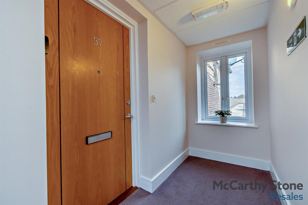 8639062-interior20-800.jpg