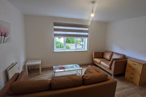 2 bedroom flat to rent, Mitford Road, Manchester M14