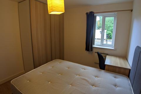 2 bedroom flat to rent, Mitford Road, Manchester M14