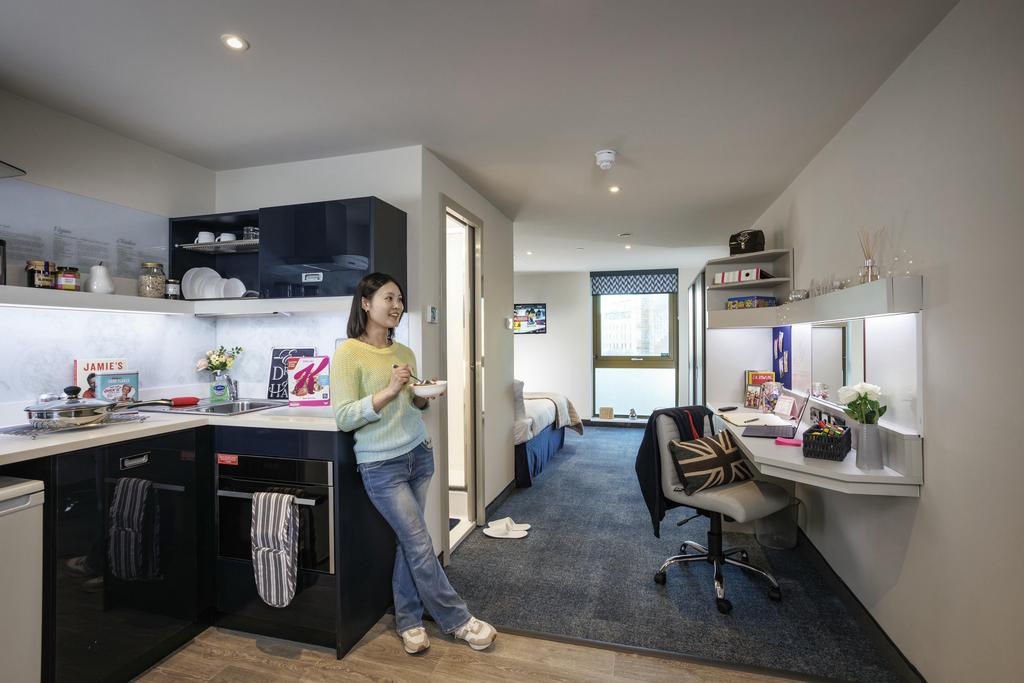 Sapphire S 2-min1.jpg