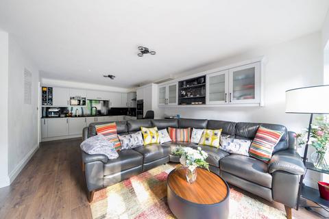 2 bedroom flat for sale, Foxley Lane, Purley, CR8