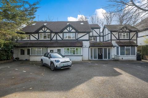 2 bedroom flat for sale, Foxley Lane, Purley, CR8