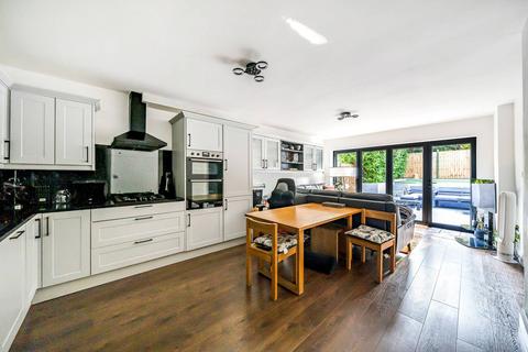 2 bedroom flat for sale, Foxley Lane, Purley, CR8