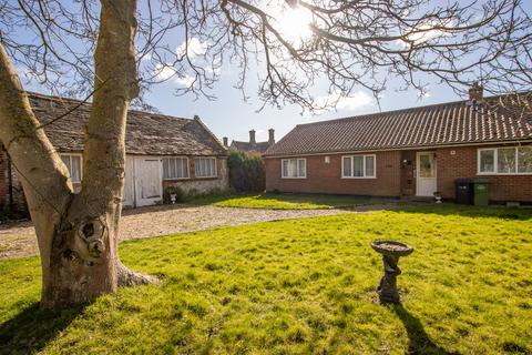3 bedroom detached bungalow for sale, Sedgeford Road, Docking