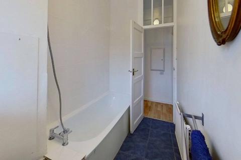 1 bedroom flat to rent, Loddiges Road, Hackney, London, E9