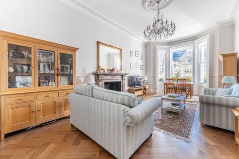 undefined, Courtfield Gardens, South Kensington, London, SW5