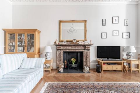 undefined, Courtfield Gardens, South Kensington, London, SW5