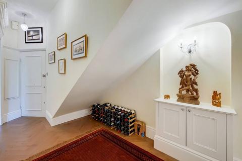 undefined, Courtfield Gardens, South Kensington, London, SW5