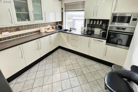 3 bedroom detached house for sale, Heol Canola, Bryncoch, Bryncethin, Bridgend County. CF32 9TT