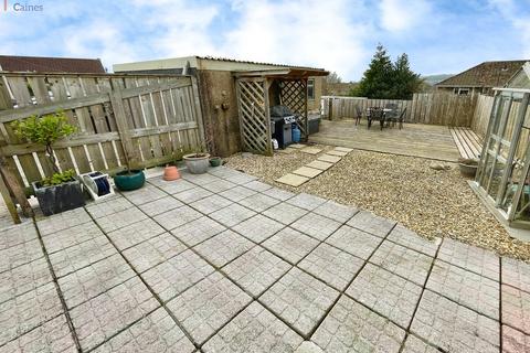 3 bedroom detached house for sale, Heol Canola, Bryncoch, Bryncethin, Bridgend County. CF32 9TT