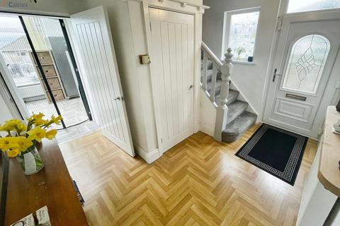 3 bedroom detached house for sale, Heol Canola, Bryncoch, Bryncethin, Bridgend County. CF32 9TT