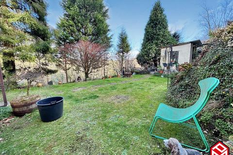 3 bedroom detached house for sale, Coytrahen, Bridgend, Bridgend County. CF32 0ED