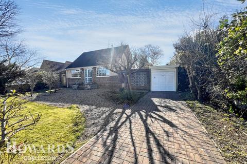 2 bedroom detached bungalow for sale, Burgh Road, Gorleston