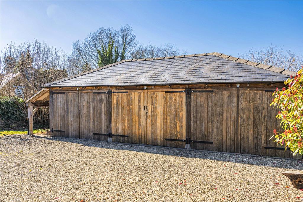 Triple Garage