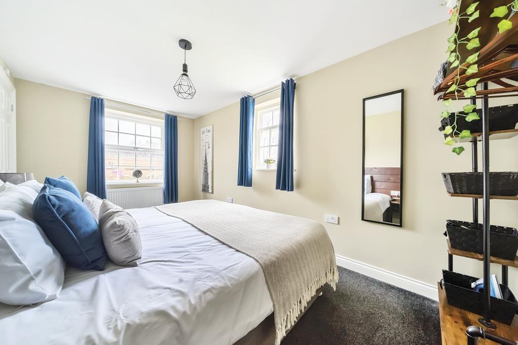 One bedroom cottage - bedroom