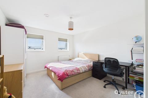 2 bedroom flat for sale, Telford Road, 9 Telford Road, N11