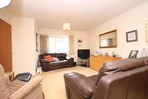 3 bedroom detached house for sale, TEN ACRES, FETCHAM, KT22