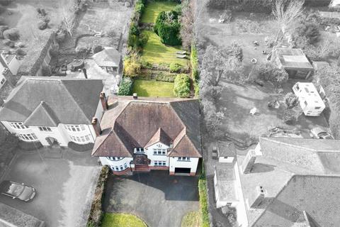5 bedroom detached house for sale, Barnetts Lane, Kidderminster, DY10