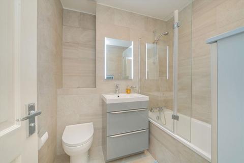 2 bedroom flat for sale, Alderney Street, London SW1V
