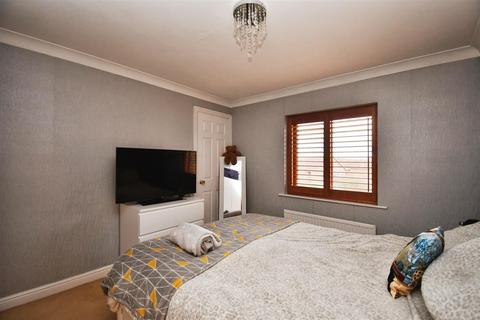 9 Garbutt Close, Preston, Hull, HU12 8XZ