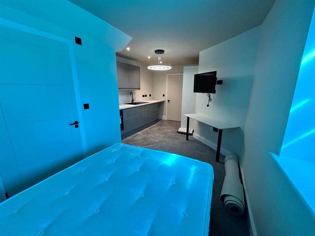 Whats App Image 2025-04-01 at 14.32.49.jpeg