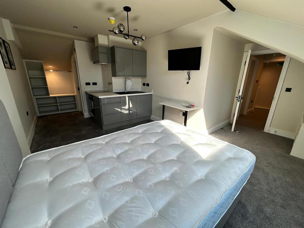 Whats App Image 2025-04-01 at 14.32.50 (15).jpeg