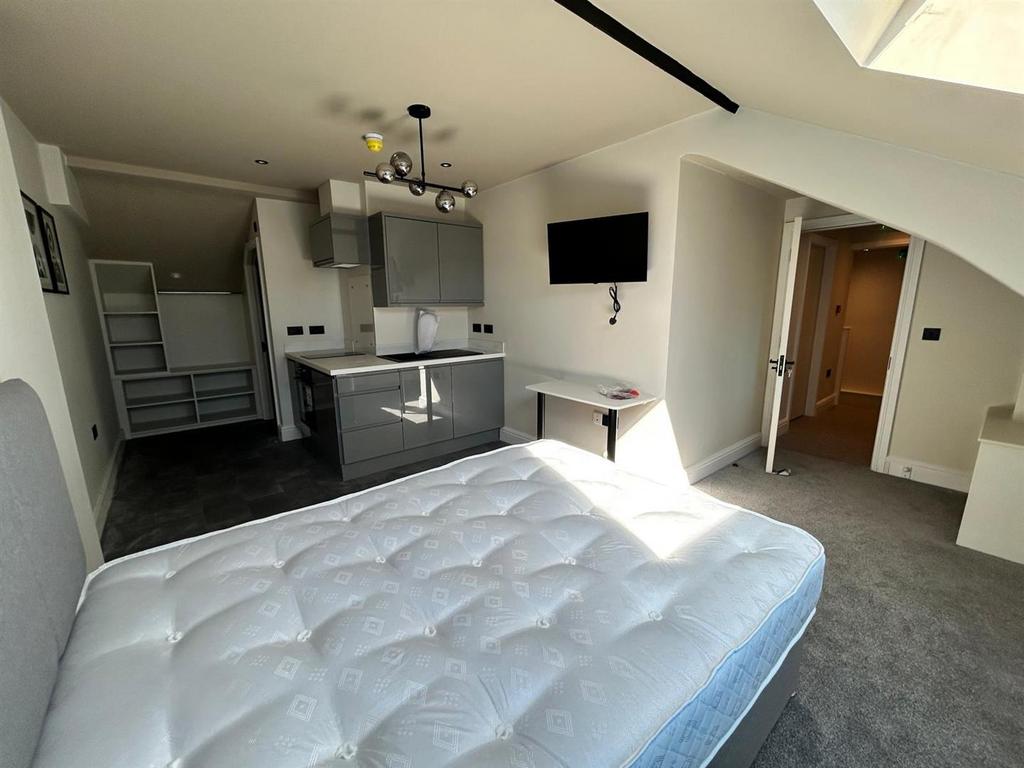 Whats App Image 2025-04-01 at 14.32.50 (12).jpeg