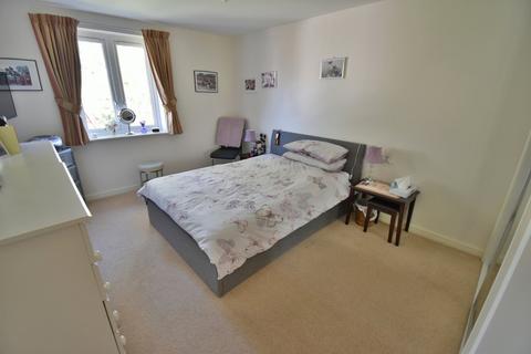 1 bedroom retirement property for sale, Ringwood Road, Ferndown, BH22