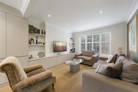 10 Cornwood Close, London, N2 0HP