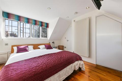 10 Cornwood Close, London, N2 0HP