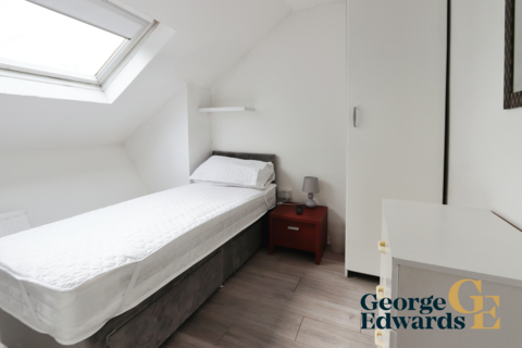 1 bedroom apartment to rent, Fernhill Road, Haverfordwest