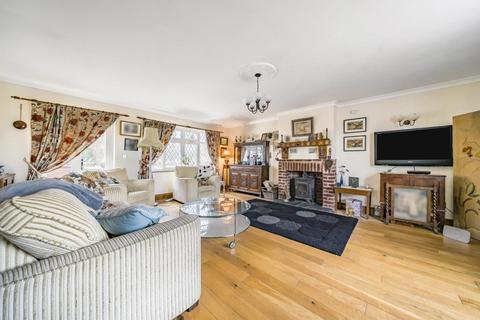 4 bedroom detached bungalow for sale, Kington,  Herefordshire,  HR5