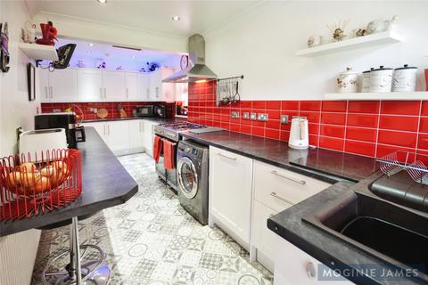 3 bedroom bungalow for sale, Hampton Crescent East, Cardiff