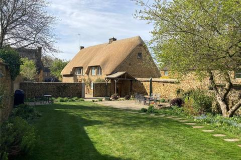4 bedroom detached house for sale, Kings Road, Bloxham, Banbury, Oxfordshire, OX15