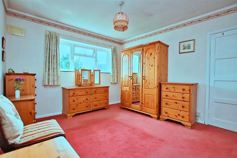41 Spring Close, Borehamwood, WD6 5HD