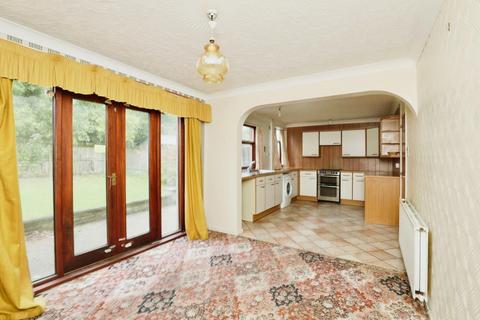 68 Hazlebarrow Drive, Sheffield, S8 8AS